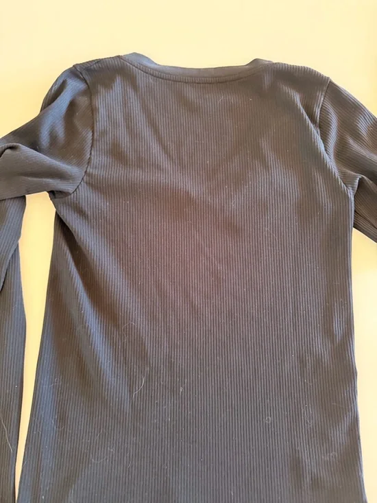 V-Neck Ribbed Long Sleeve Top - Black, Stretch, Size Small - Picture 7 of 10